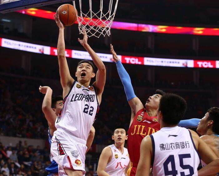 正等待着他 正等待着他