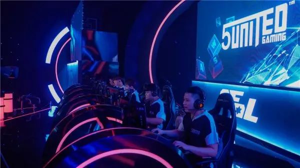 球员之间的 球员之间的